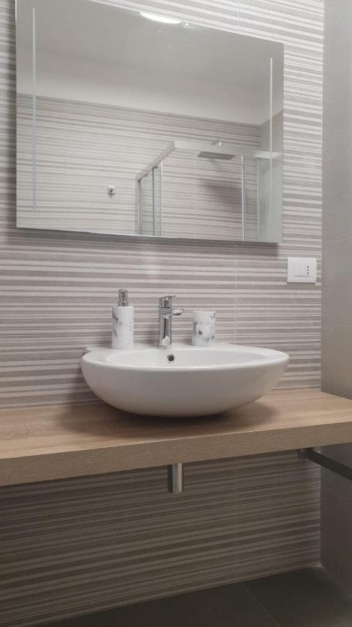 Casa Di Patty Apartment Бари Екстериор снимка